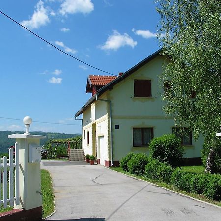 Apartments Vidos Dreznik Grad Bilik gambar