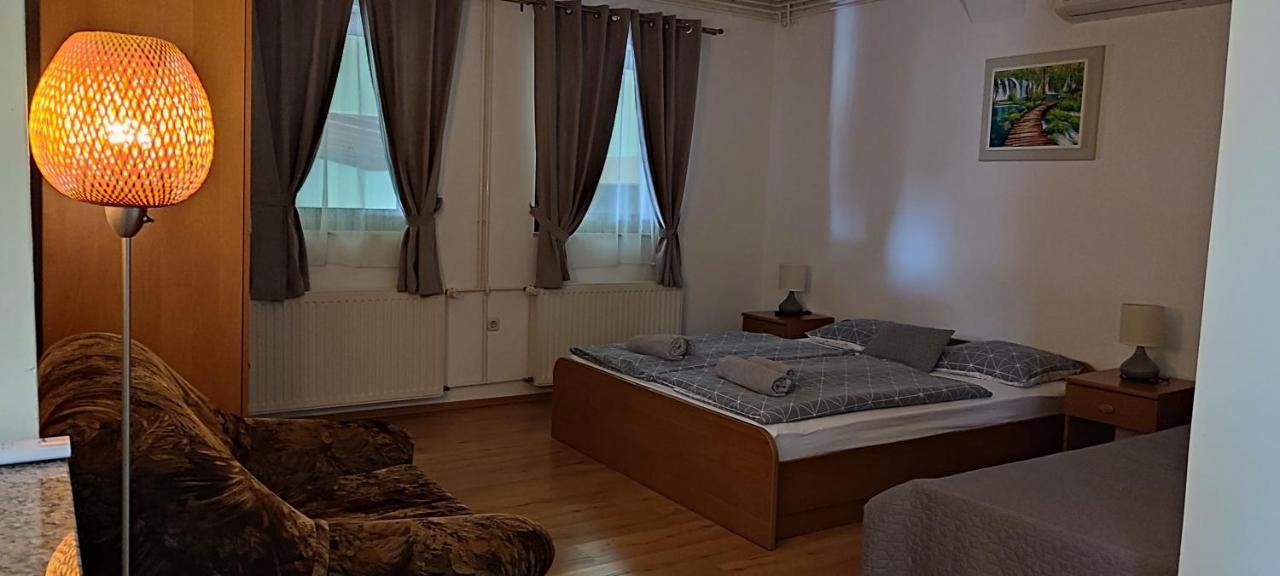 Apartments Vidos Dreznik Grad Luaran gambar